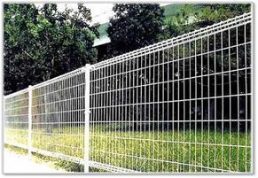 供應(yīng)卷筒護(hù)欄網(wǎng)與壓彎護(hù)欄網(wǎng)產(chǎn)品報價指南